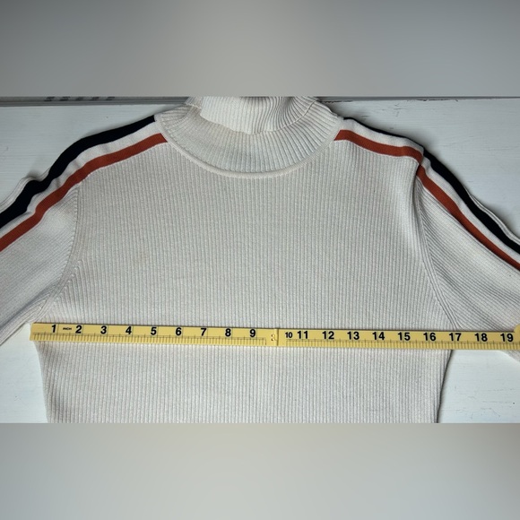 Womens Harley-Davidson Cream Turtleneck Ribbed Fitted Sweater Size M Bikercore - Picture 9 of 10